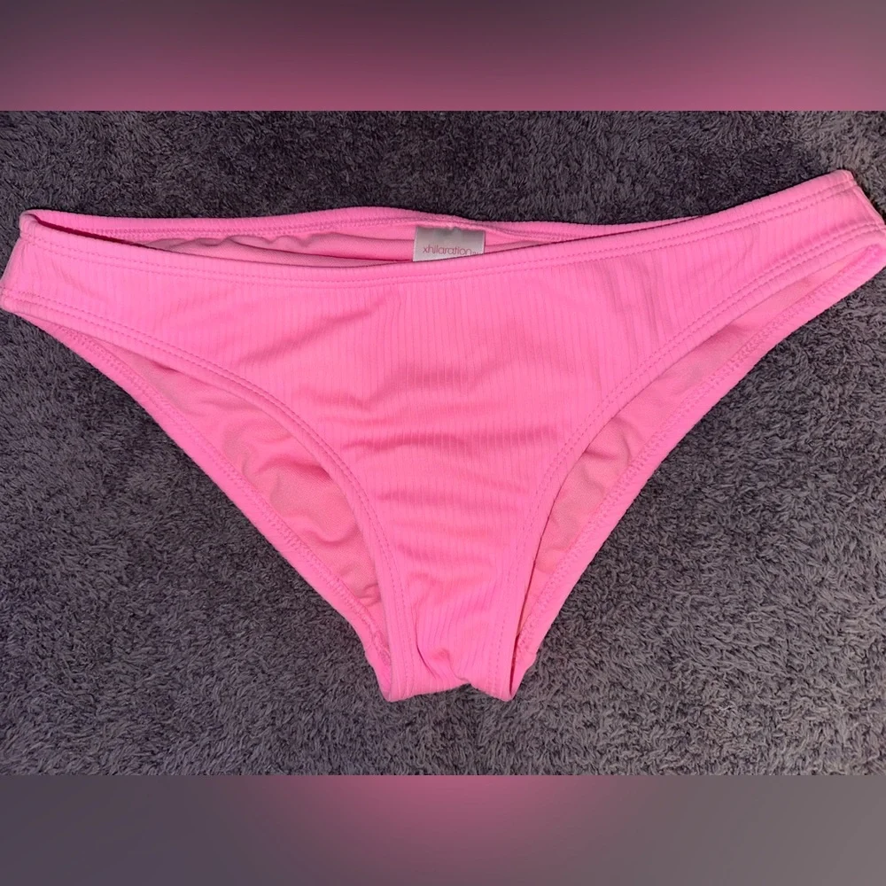 Pink Ribbed Triangle Bikini Set - Picture 6 of 8